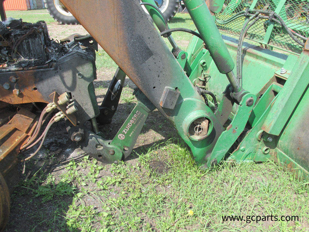 741 LOADER 7FT W/ GRAPPLE